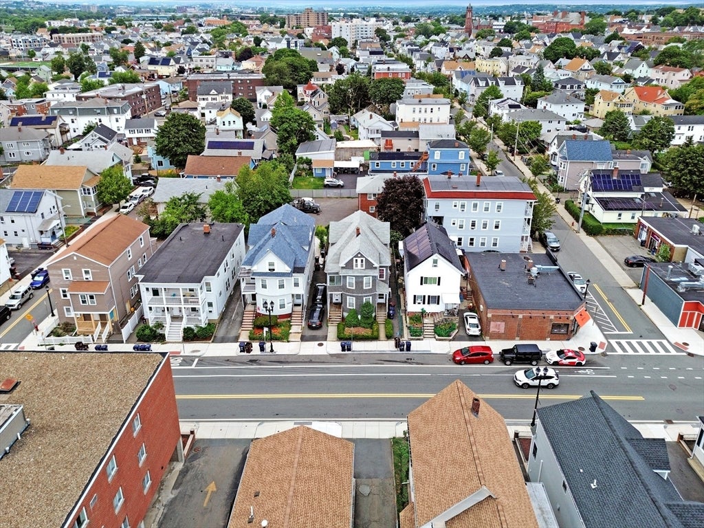 28 Ferry St