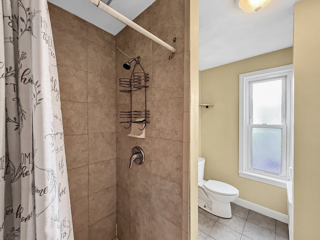28 Ferry St, Everett, MA Photo #24