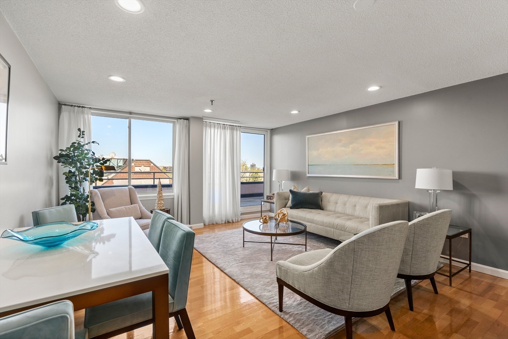20 Webster St 505