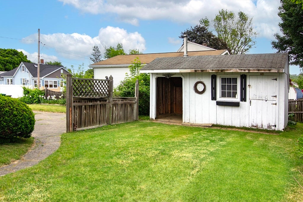 77 Granville Ave