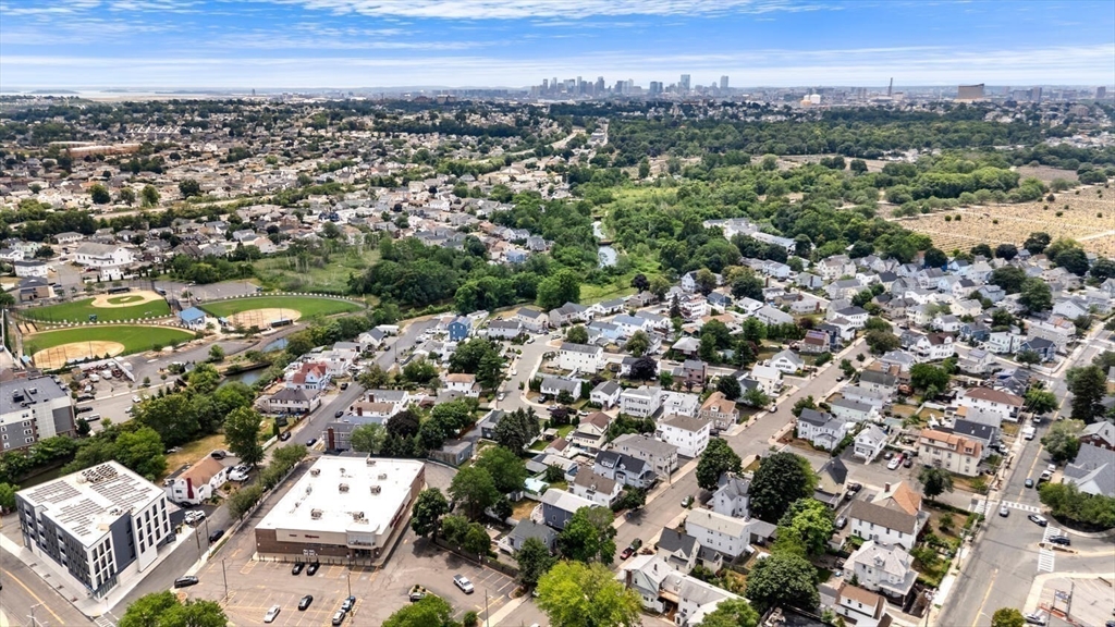 Malden, Massachusetts 02148, United States, 3 Bedrooms Bedrooms, ,2 BathroomsBathrooms,Residential,Active,166471