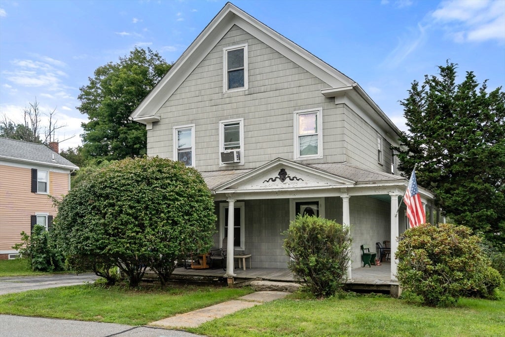 44 Grove St, Leicester, MA Photo #3