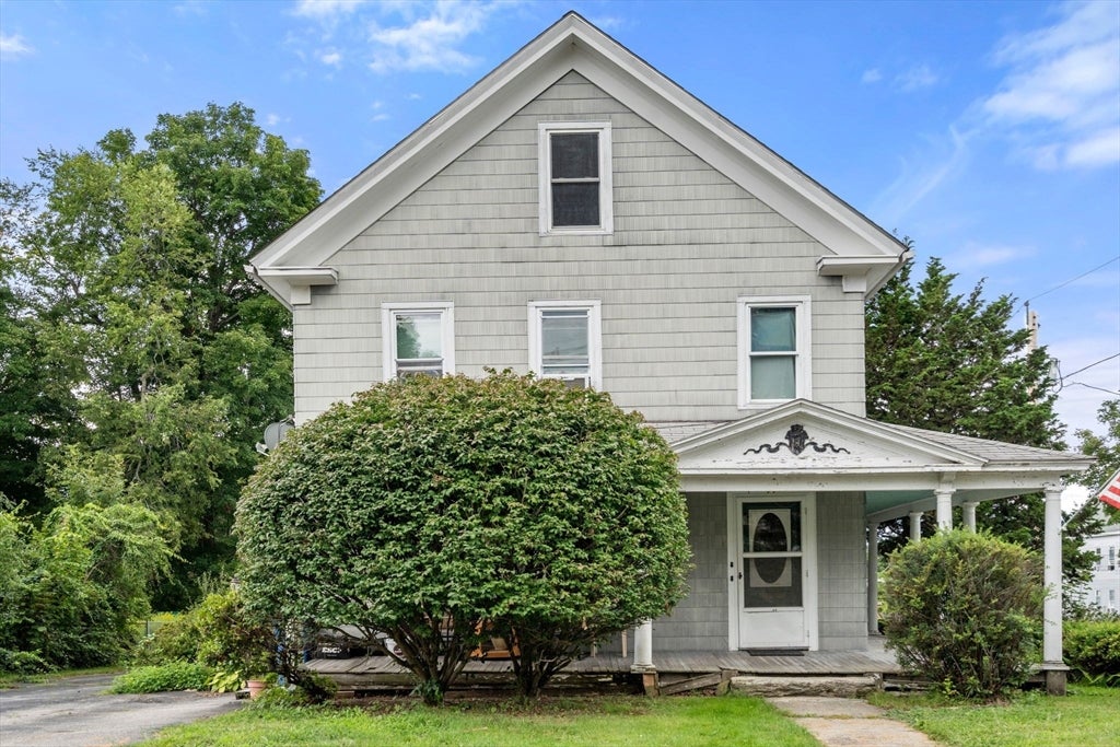 44 Grove St, Leicester, MA Photo #1