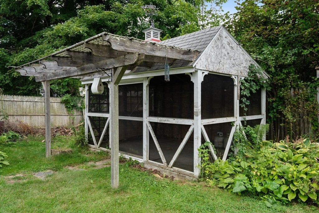 44 Grove St, Leicester, MA Photo #14