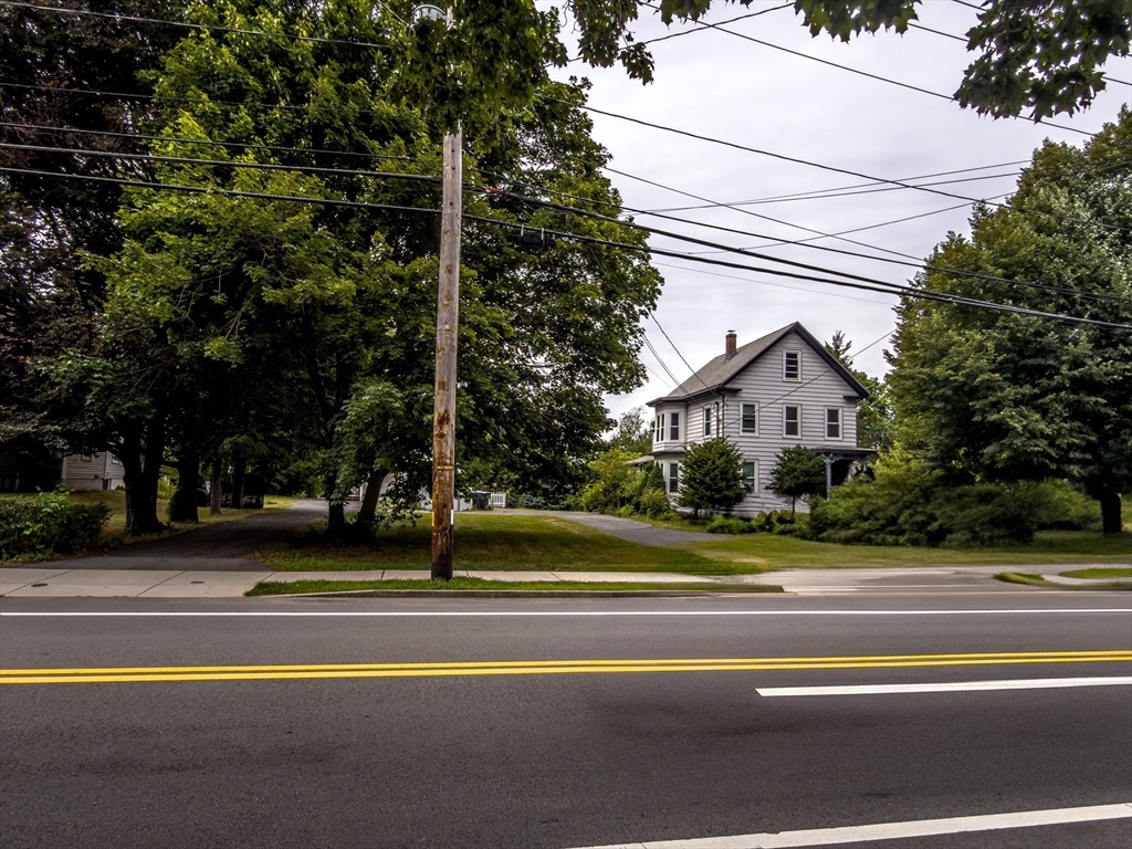 292 N Main St