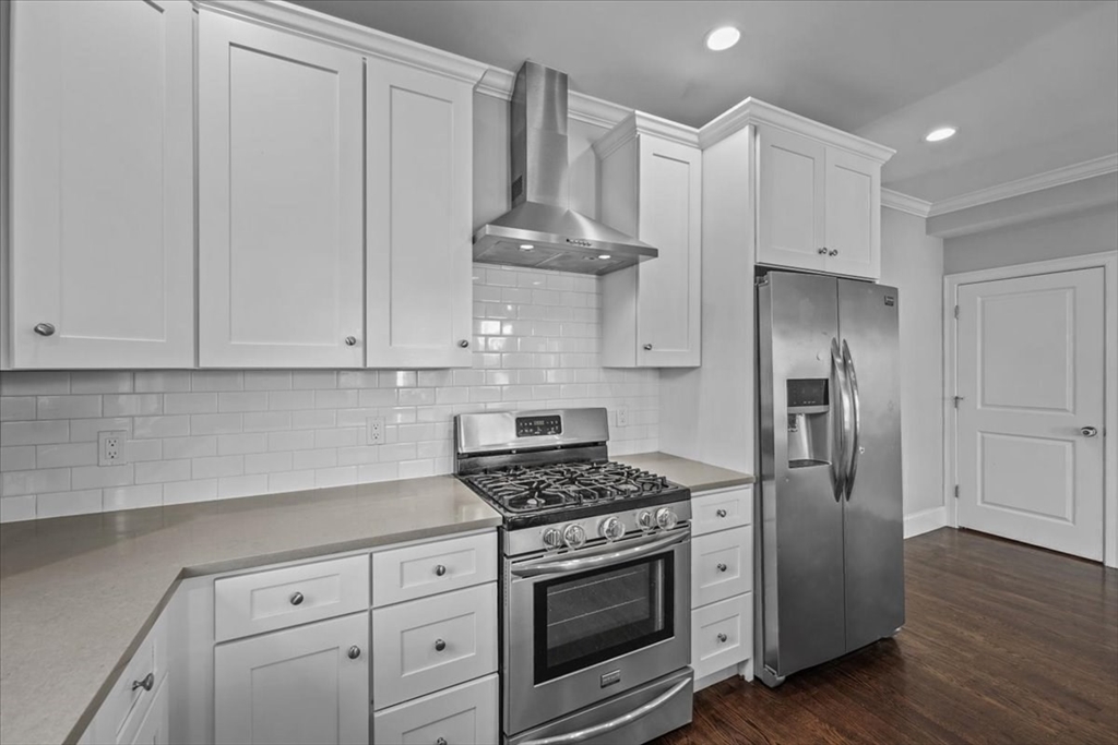 407 Pleasant St. 1A