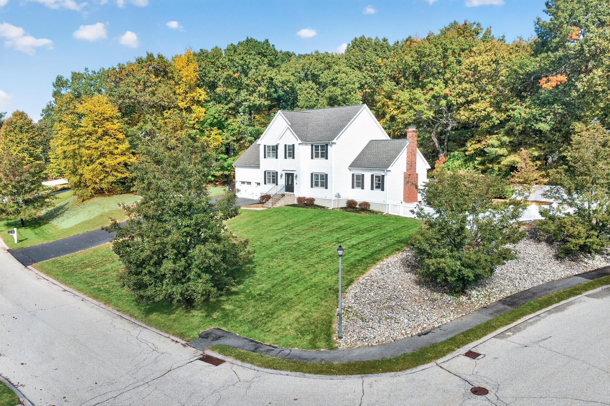 16 Hillcrest Rd