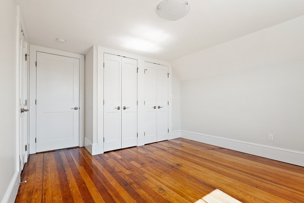 Everett, Massachusetts 02149, United States, 4 Bedrooms Bedrooms, ,2 BathroomsBathrooms,Residential,Active,114783