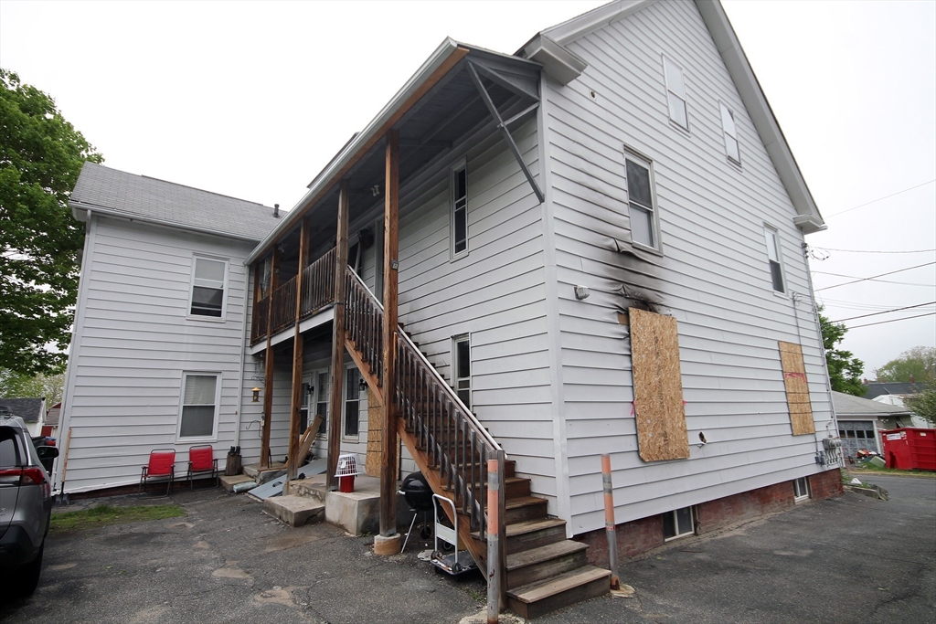 21-23 Maple Ave