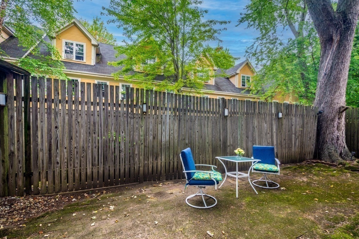 29-31 Washburn Ave #1A, Cambridge, MA, 29-31 Washburn Ave #1A, Cambridge, MA Photo #17