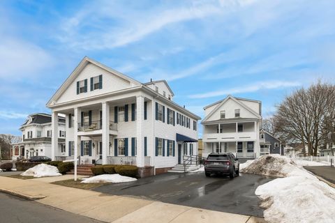 4-6 Common Street Stoneham MA 02180