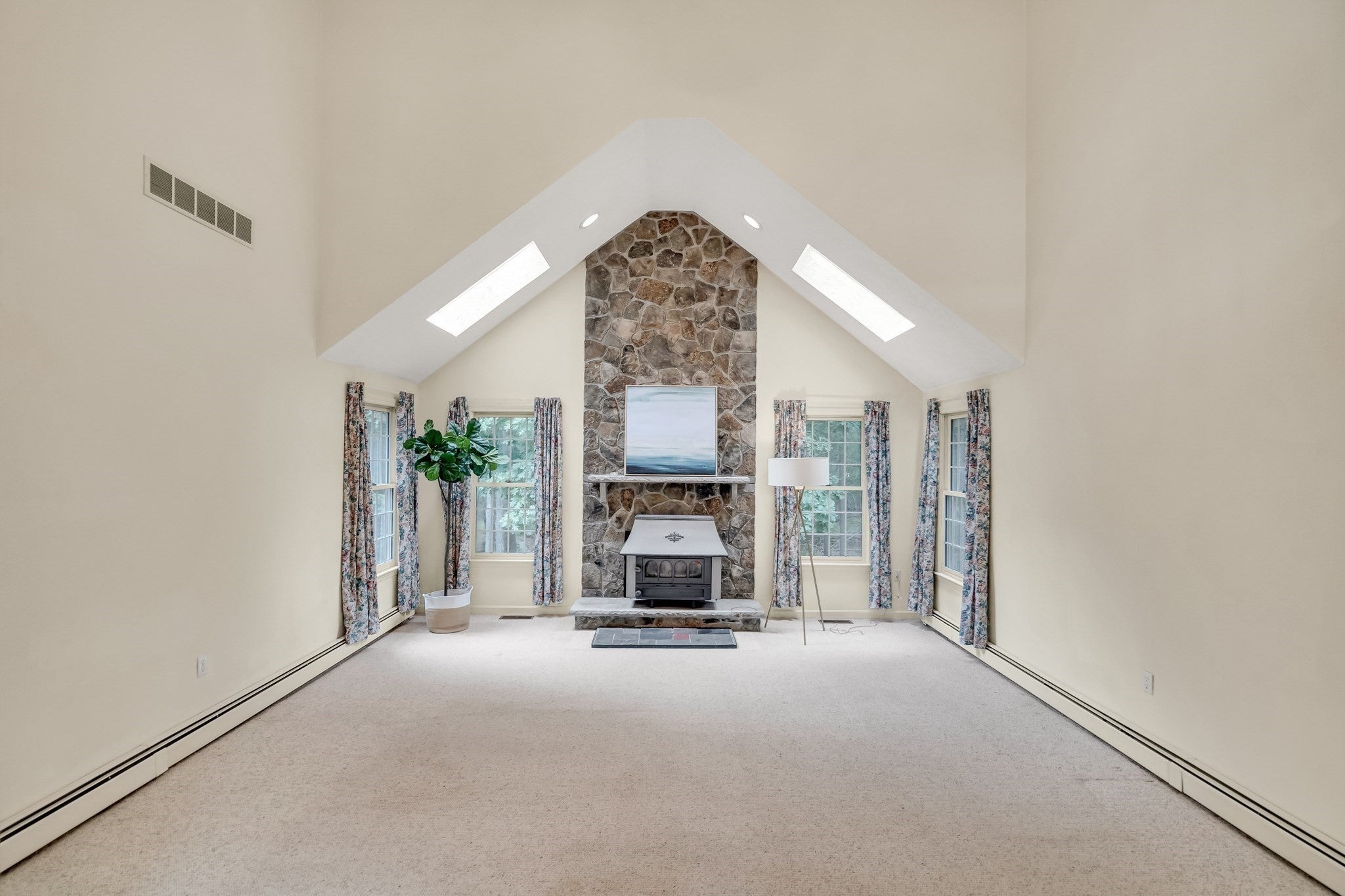 4 Crestview Rd