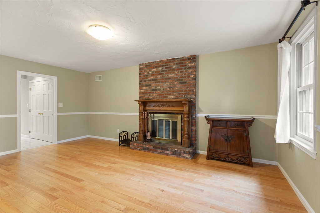 9 Arnold Rd