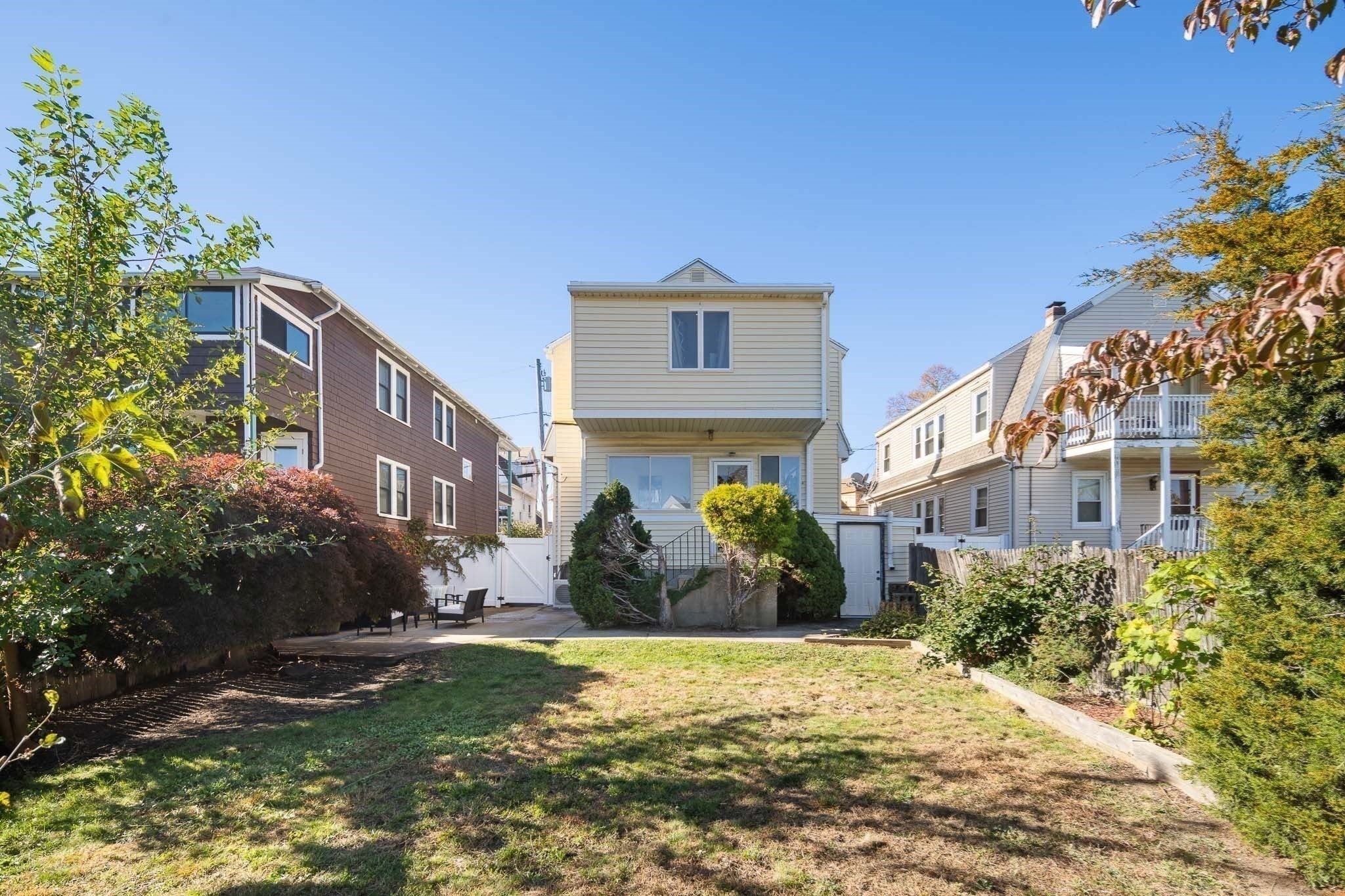111 Boston Ave #1, Somerville, MA Photo #17