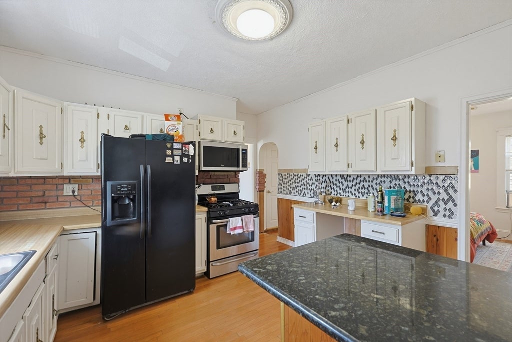 36-38 Gardena St, Boston, MA, 36-38 Gardena St, Boston, MA Photo #14