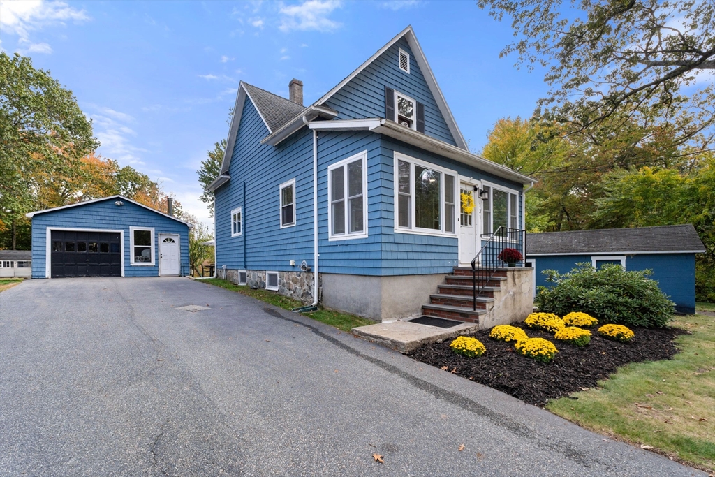 131 Montrose Avenue