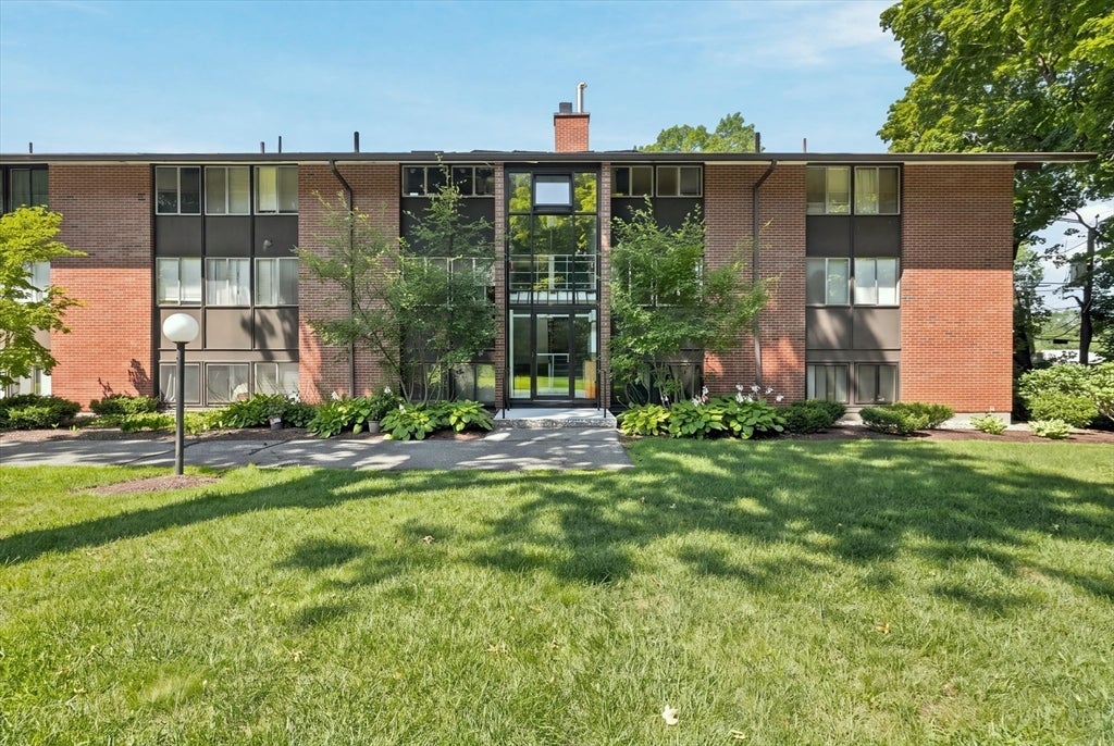 3 Longwood Dr #103, Andover, MA, 3 Longwood Dr #103, Andover, MA Photo #1