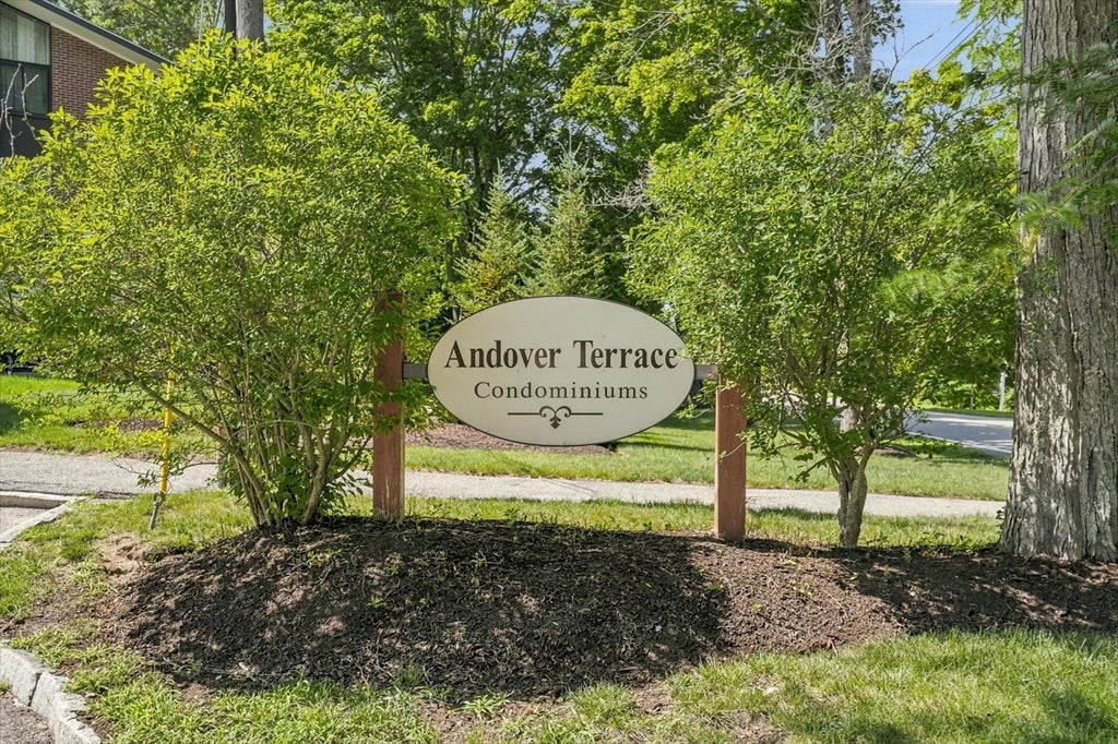 3 Longwood Dr 103