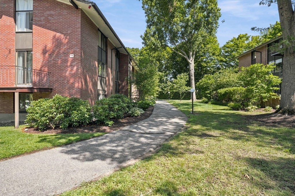 3 Longwood Dr #103, Andover, MA, 3 Longwood Dr #103, Andover, MA Photo #24