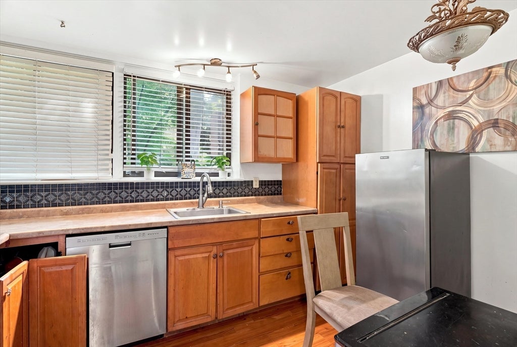 3 Longwood Dr #103, Andover, MA, 3 Longwood Dr #103, Andover, MA Photo #8