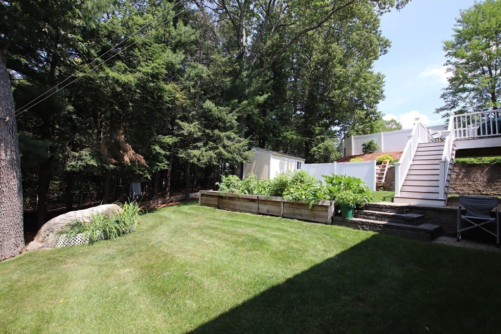 Saugus, Massachusetts 01906, United States, 3 Bedrooms Bedrooms, ,3 BathroomsBathrooms,Residential,Active,180678