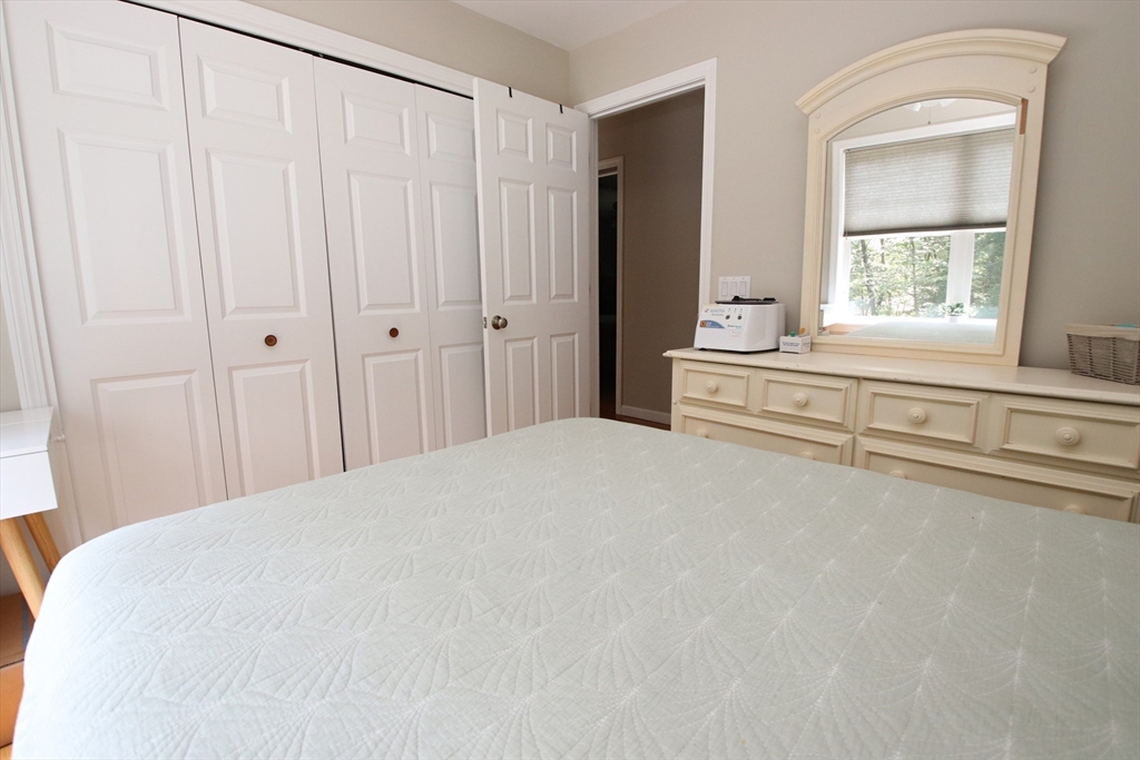 Saugus, Massachusetts 01906, United States, 3 Bedrooms Bedrooms, ,3 BathroomsBathrooms,Residential,Active,180678