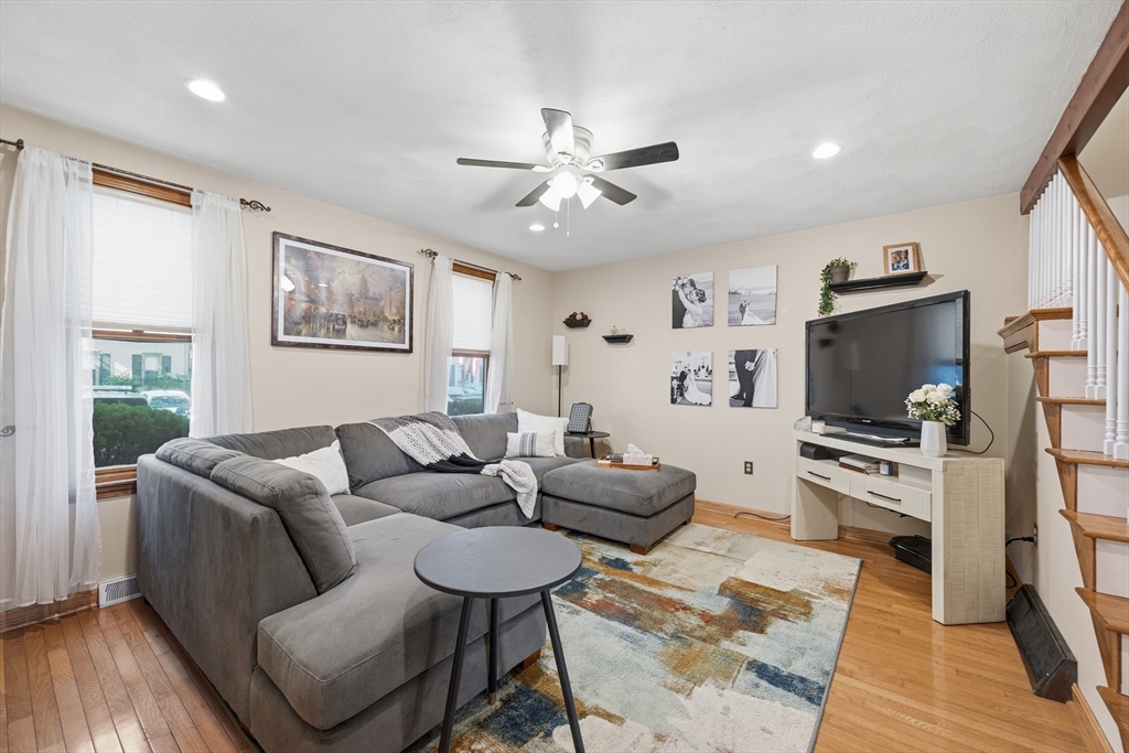 266 Wellman Ave 266