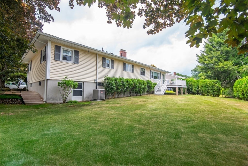 10 Magnolia Rd, Methuen, MA, 10 Magnolia Rd, Methuen, MA Photo #31