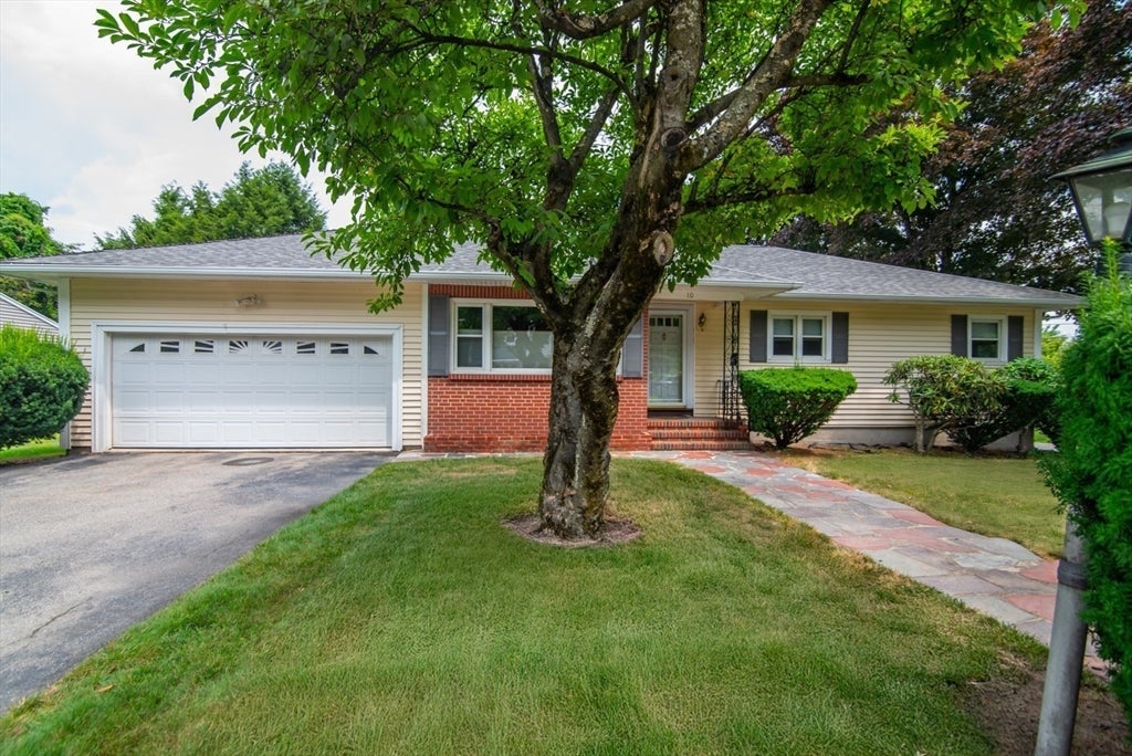 10 Magnolia Rd