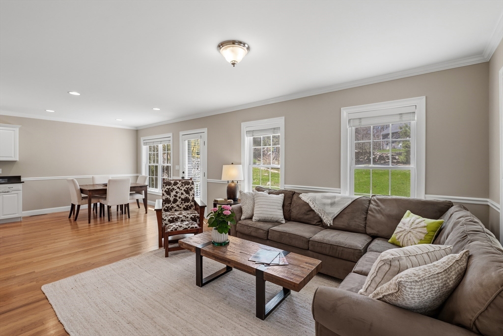 18 Montserrat Rd