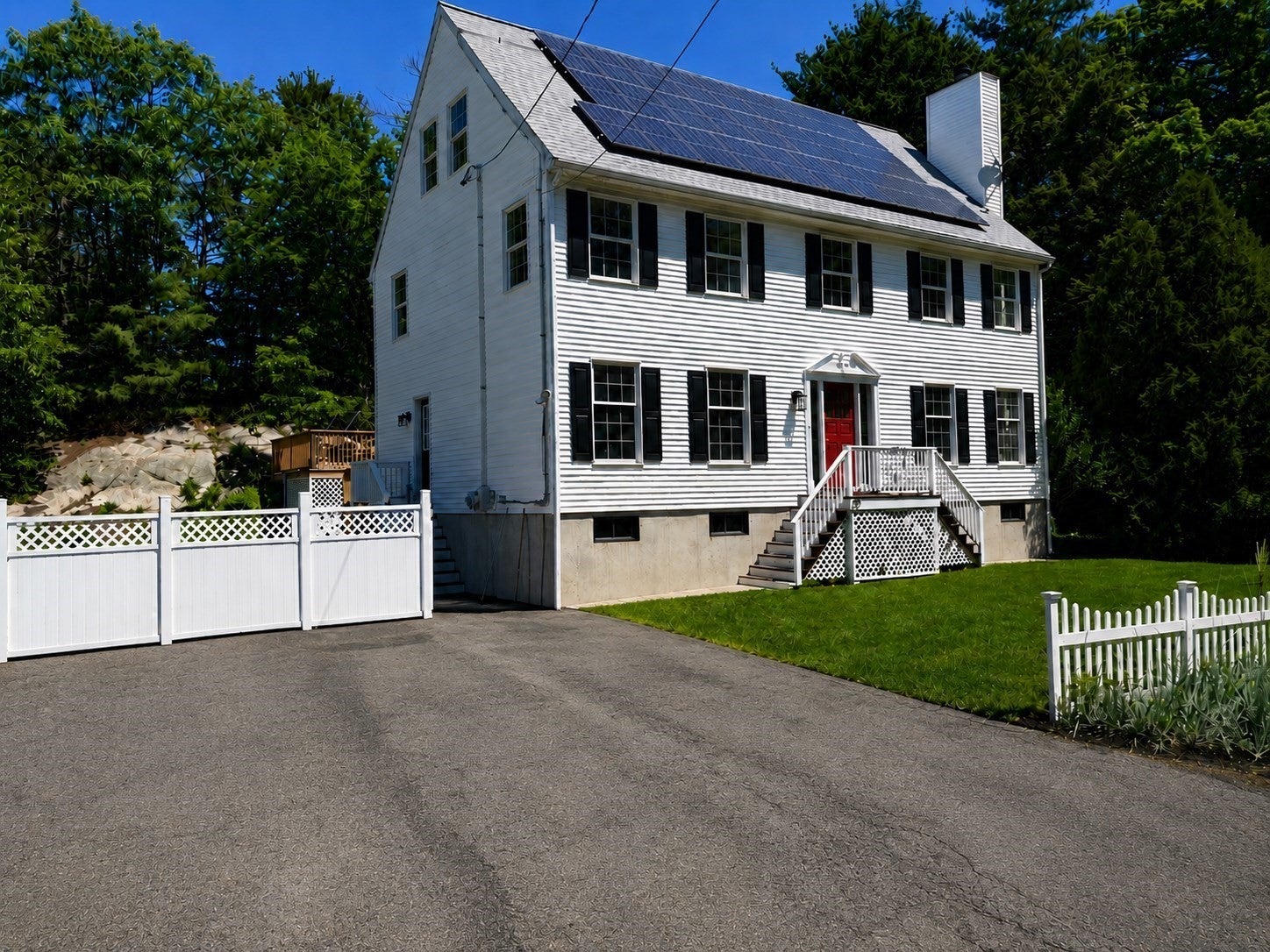 159 Pine St