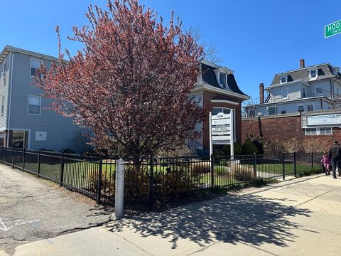 Photo of 2294 Massachusetts Ave, Cambridge, MA 02140 (MLS # 73490056)