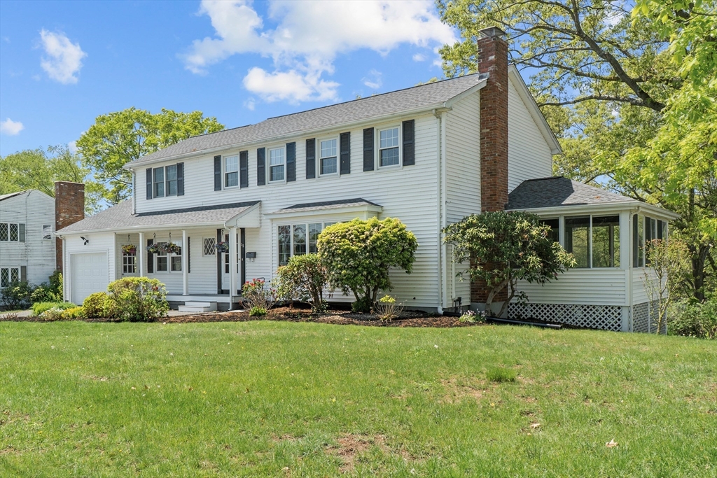 35 Crest Road