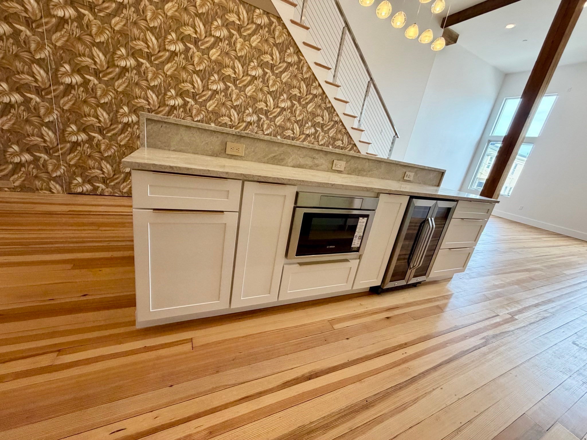 1001 Shirley St 4