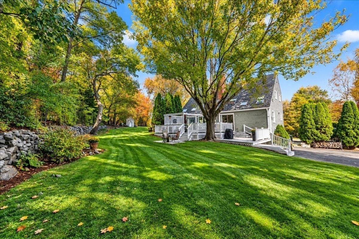 4 Emerald Ave, Salem, MA Photo #34