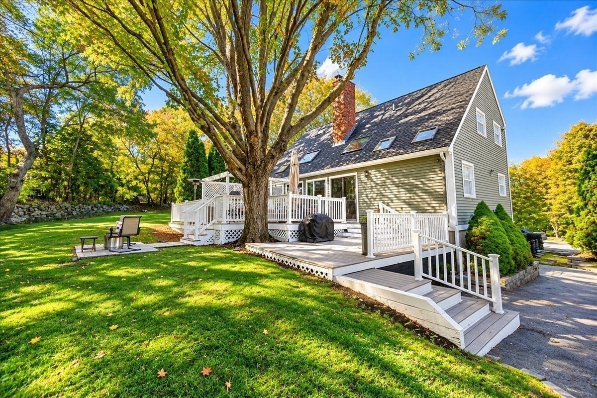 4 Emerald Ave, Salem, MA Photo #35