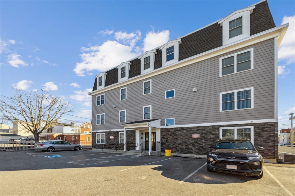 693 Western Av 404