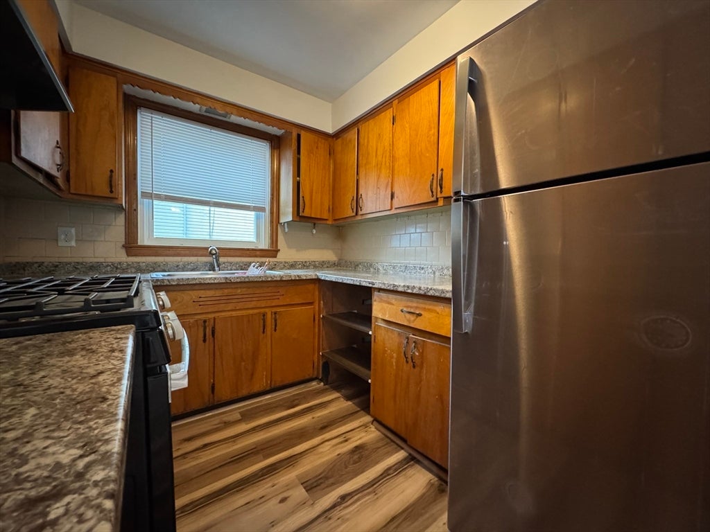 631 Walnut St