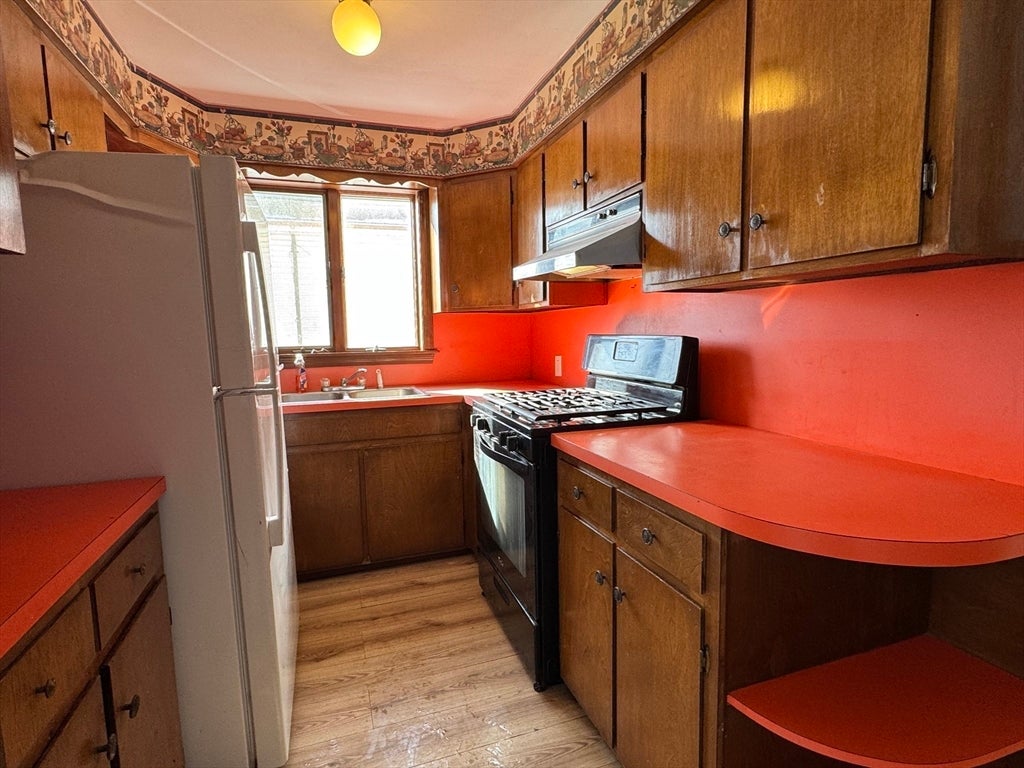 631 Walnut St, Fall River, MA, 631 Walnut St, Fall River, MA Photo #26