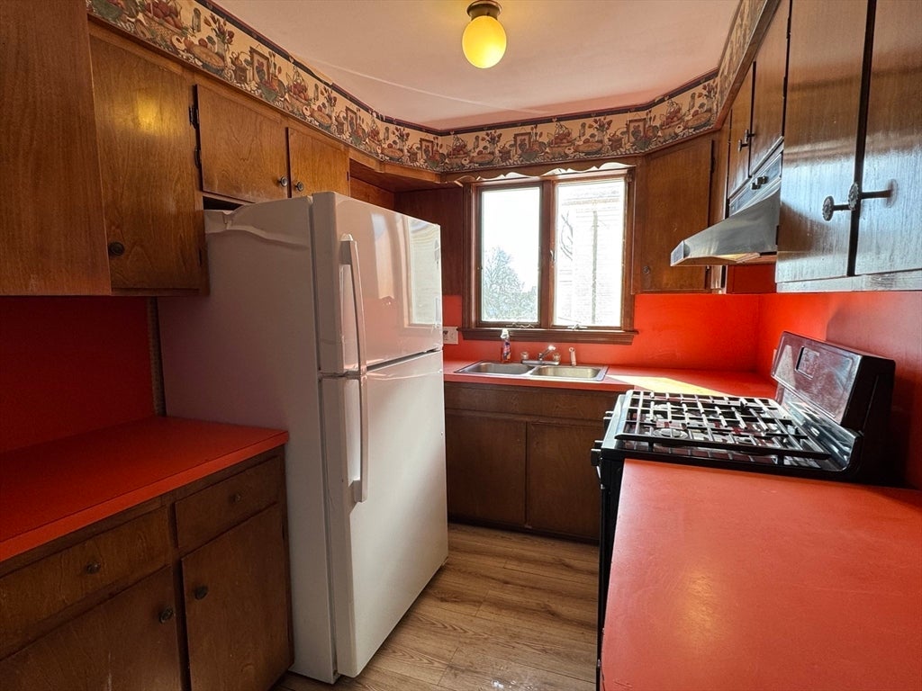 631 Walnut St, Fall River, MA, 631 Walnut St, Fall River, MA Photo #27