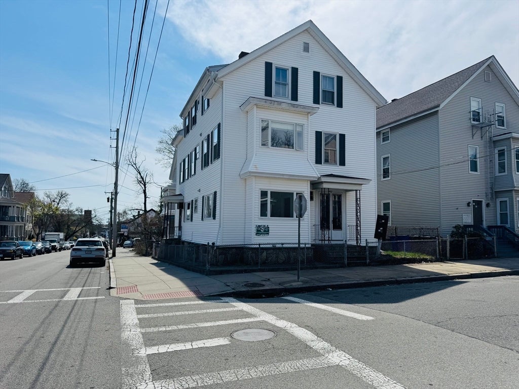 631 Walnut St, Fall River, MA, 631 Walnut St, Fall River, MA Photo #13