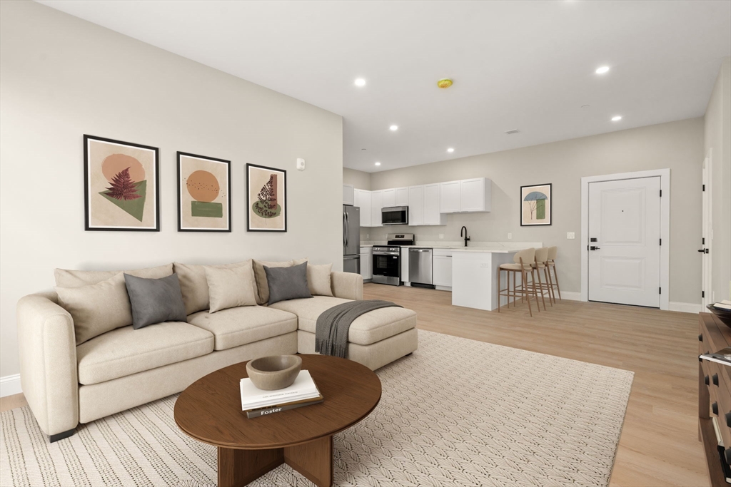 7 Cross St U303