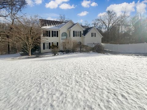 35 Peter St Holliston MA 01746