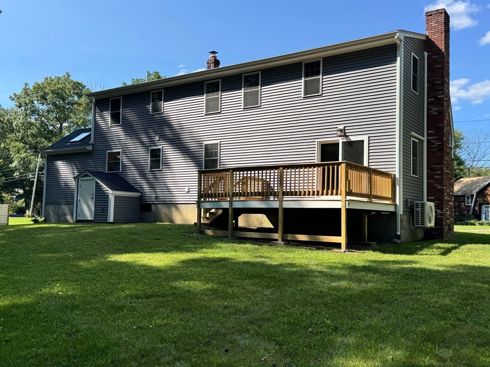 53 Bridge St