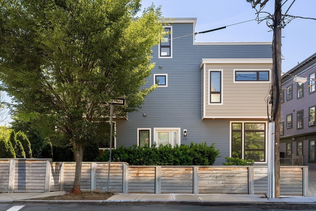 88 Highland Avenue 88