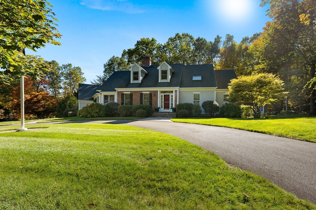 10 Forest Glade Dr