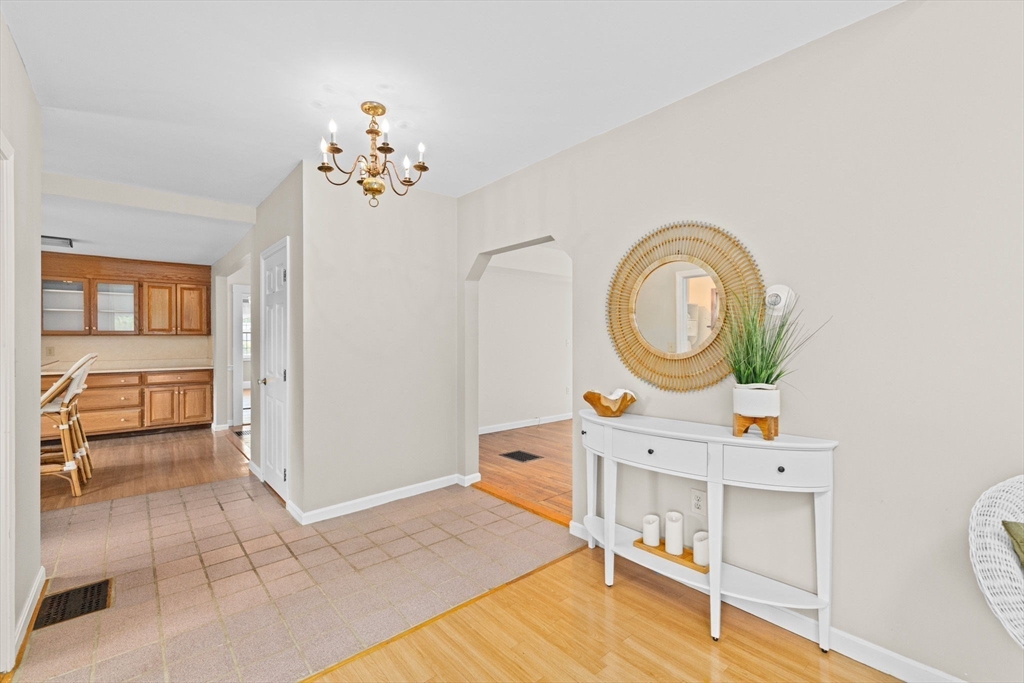1 Hillside Rd