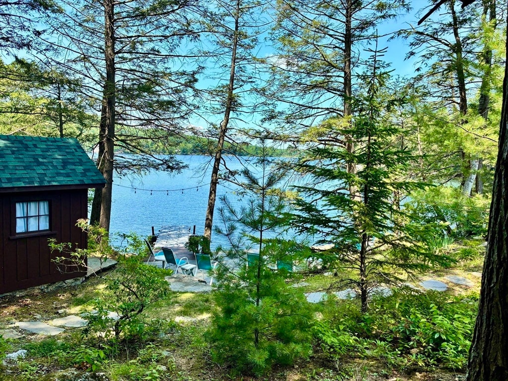 12 Lambs Cove Rd