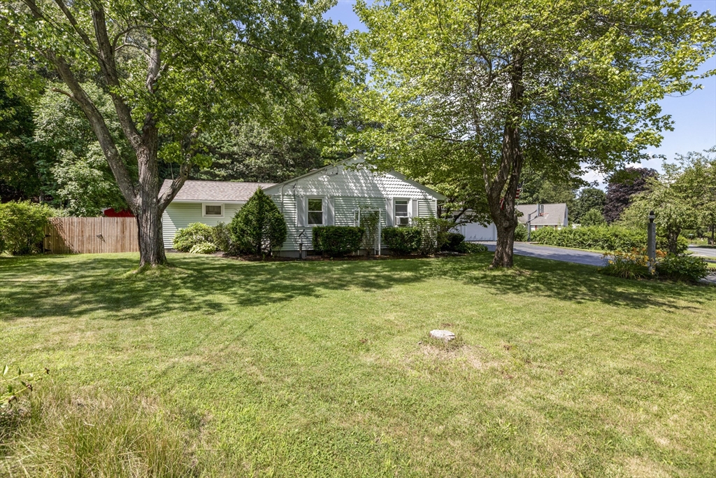 28 Meadow Wood Drive