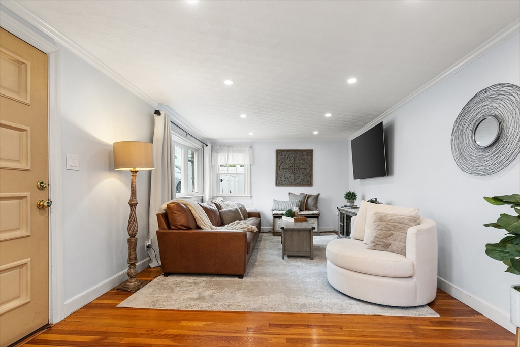 18 Elizabeth Rd